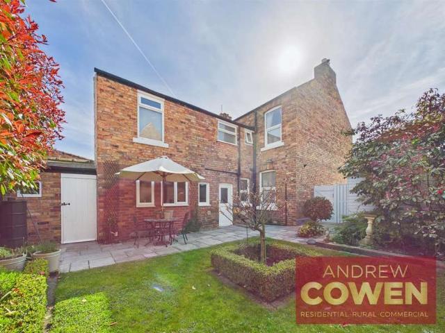 Farm for sale in Falsgrave, Kepwick