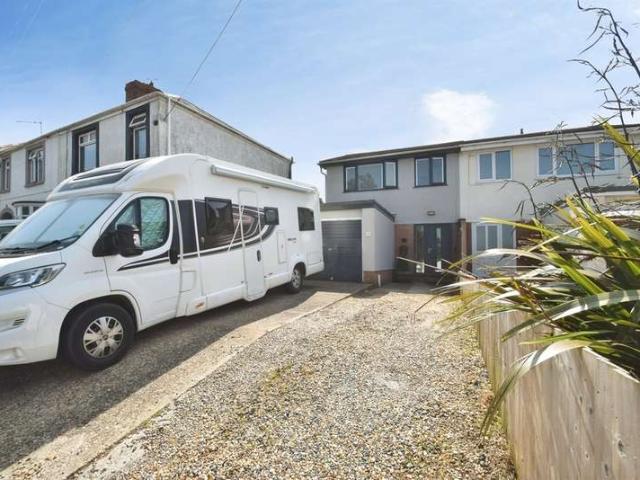 Farm for sale in Penllergaer, Wales