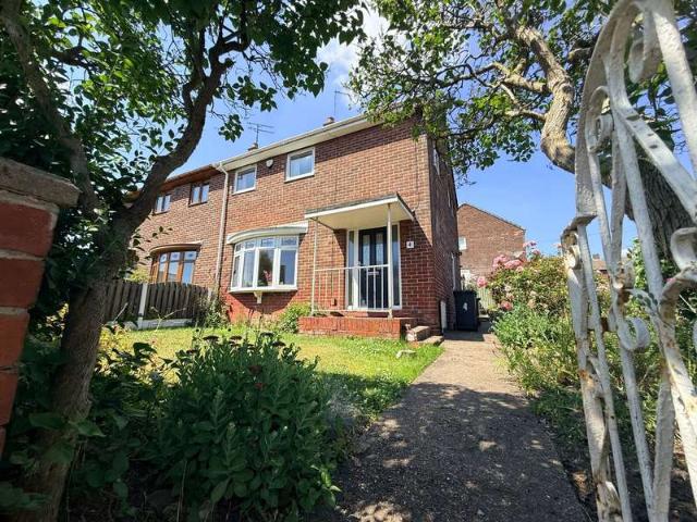 Farm for sale in Worsbrough, South Yorkshire