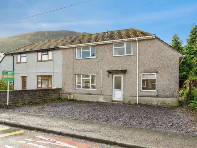 Farm for sale in Ystalyfera