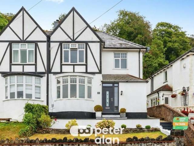 Farm for sale in Cimla, Neath