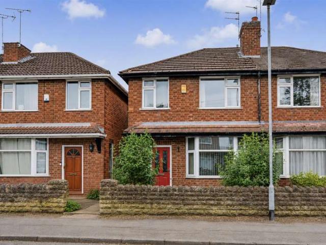 Farm for sale in Attenborough, East Midlands