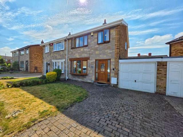 Farm for sale in Cudworth, South Yorkshire