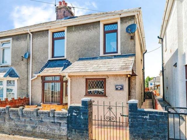 Farm for sale in Bridgend, Wales