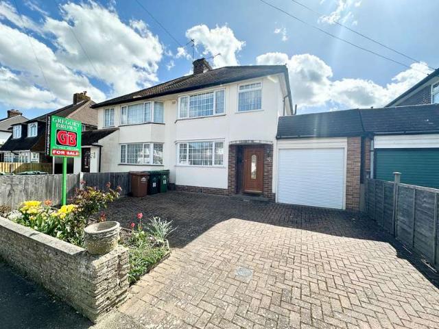 Farm for sale in Staines, Surrey