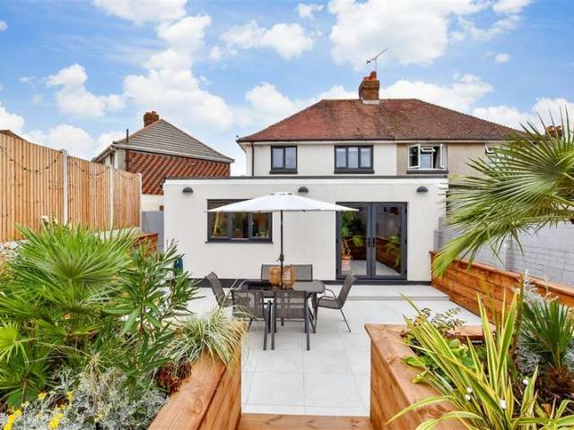 Farm for sale in Wymering, City Of Portsmouth