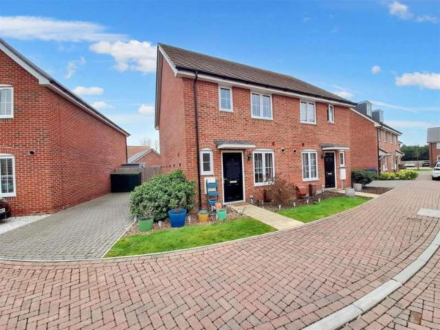 Farm for sale in Aldingbourne, Clapham