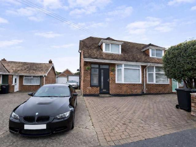 Farm for sale in Lee-on-the-Solent, Middlecroft