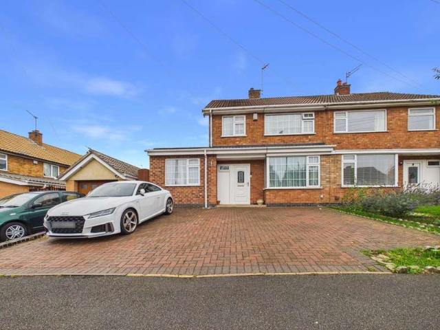 Farm for sale in Oadby, Oadby and Wigston