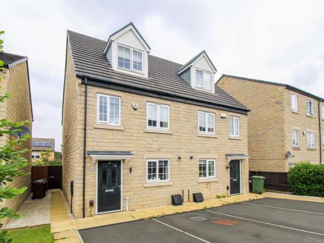 Farm for sale in Crigglestone, West Yorkshire