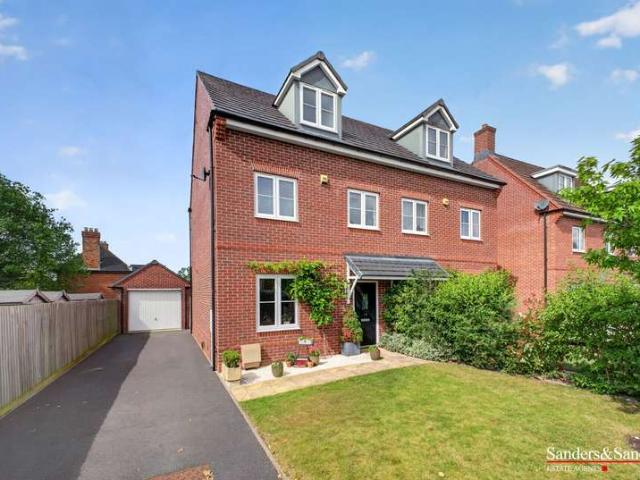 Farm for sale in Alderminster, Warwickshire