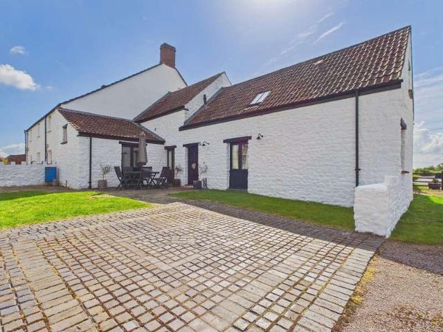 Farm for sale in Magor with Undy, Undy