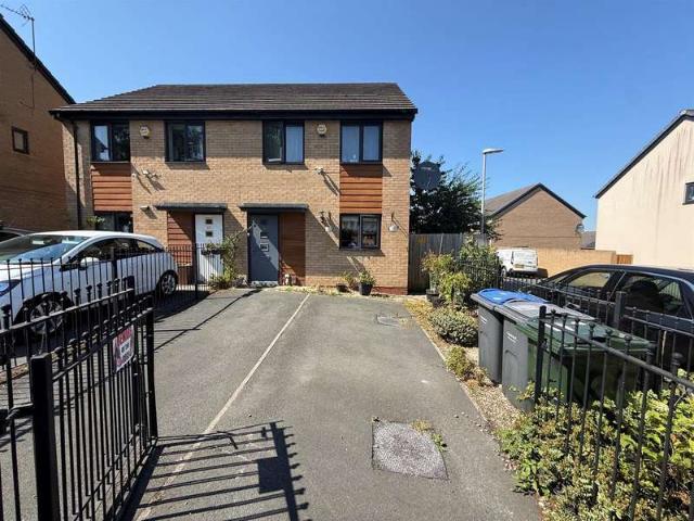 Farm for sale in Greengates, West Yorkshire