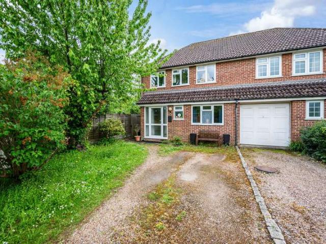 Farm for sale in Lingfield, Tandridge
