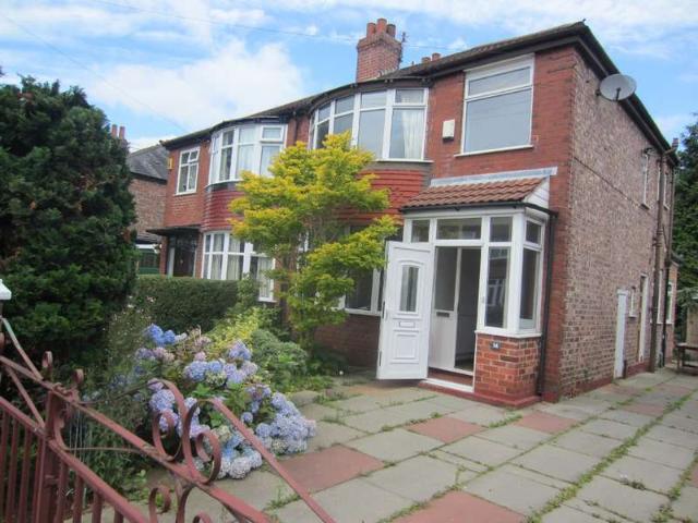 Farm for rent in Gorse Hill, Trafford Park