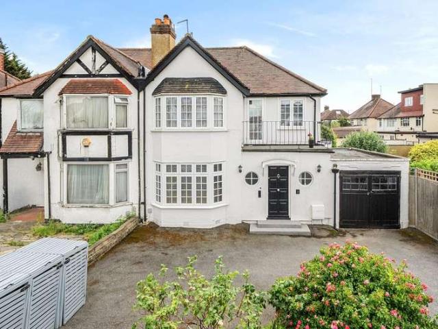 Farm for sale in Hendon, Greater London