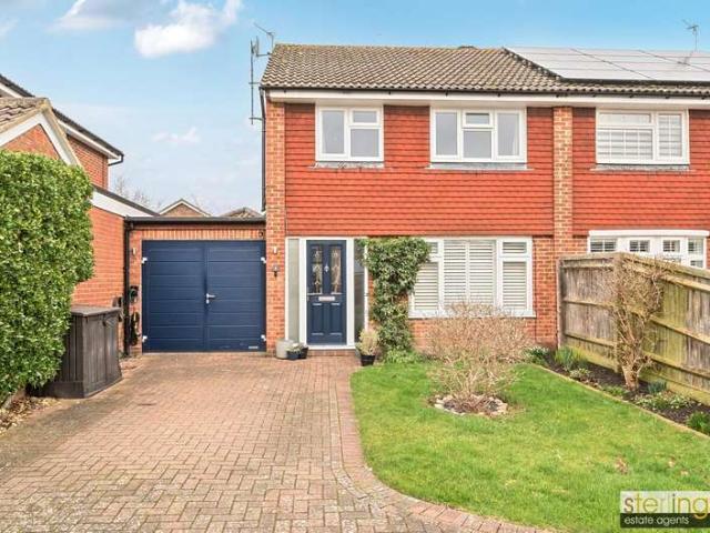 Farm for sale in Aston Clinton, Buckinghamshire