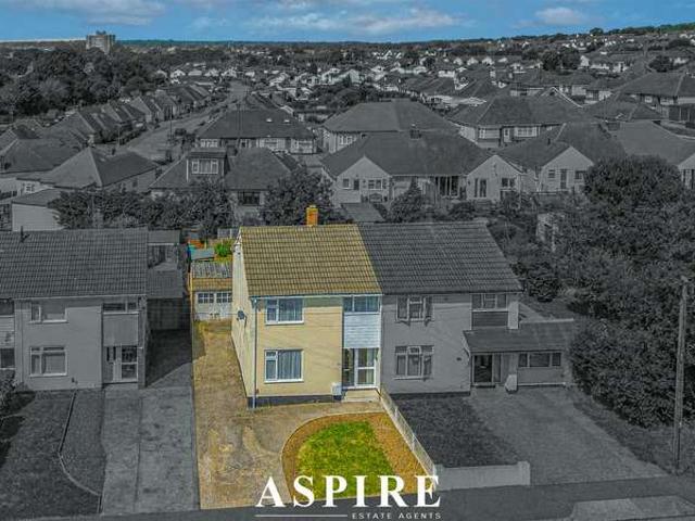 Farm for sale in Alton Barnes, Essex