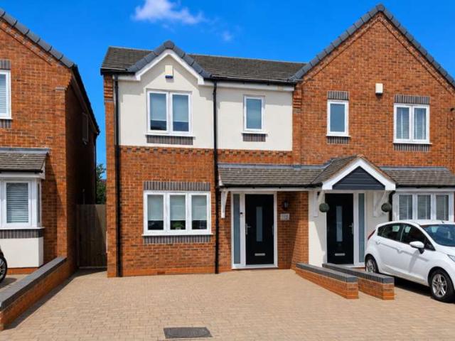 Farm for sale in Kingswinford, West Midlands