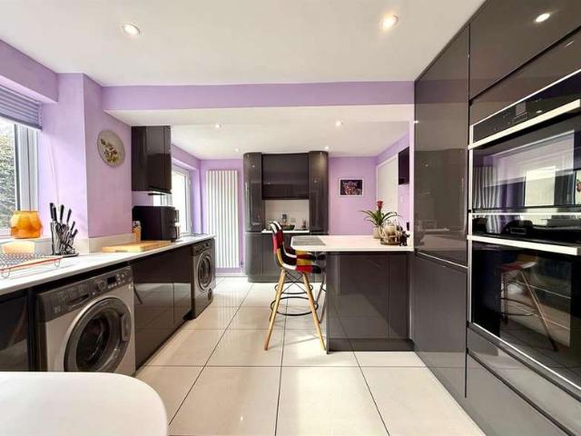 Farm for sale in Swindon