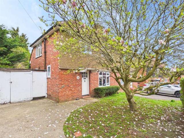 Farm for sale in London Borough of Croydon, Selsdon