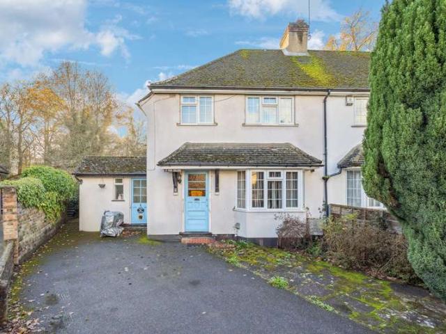 Farm for sale in Farnham Common, Buckinghamshire