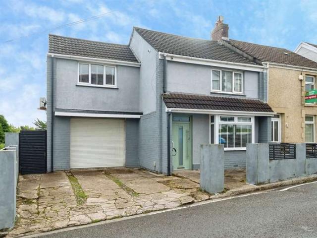 Farm for sale in Cwmrhydyceirw, Swansea