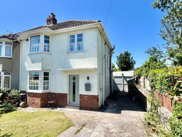 Farm for sale in Cefn Glas, Wales