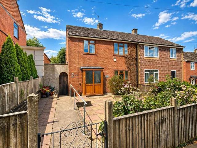Farm for sale in Feckenham, City Of Bristol