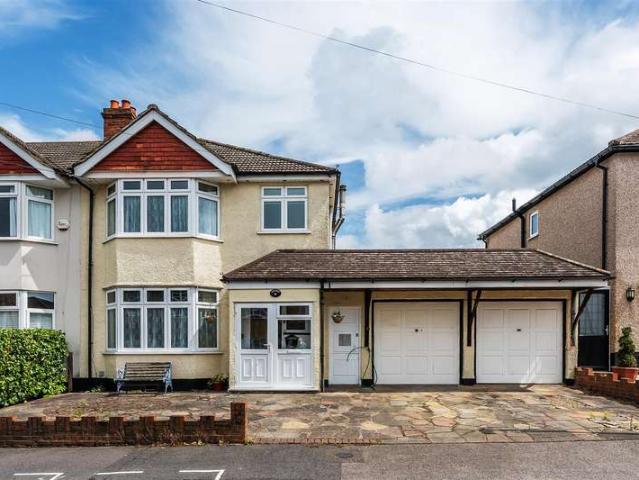 Farm for sale in Carshalton Beeches, Greater London