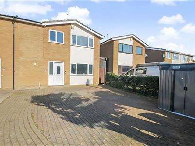 Farm for sale in Spratton