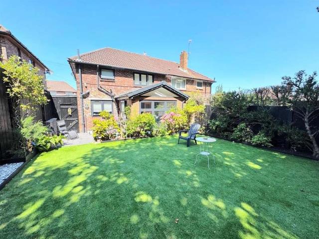 Farm for sale in Knotty Ash, Calderstones