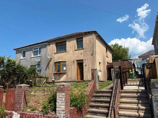 Farm for sale in Maesteg, Caerau