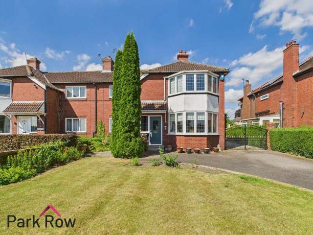 Farm for sale in Sherburn In Elmet, North Yorkshire