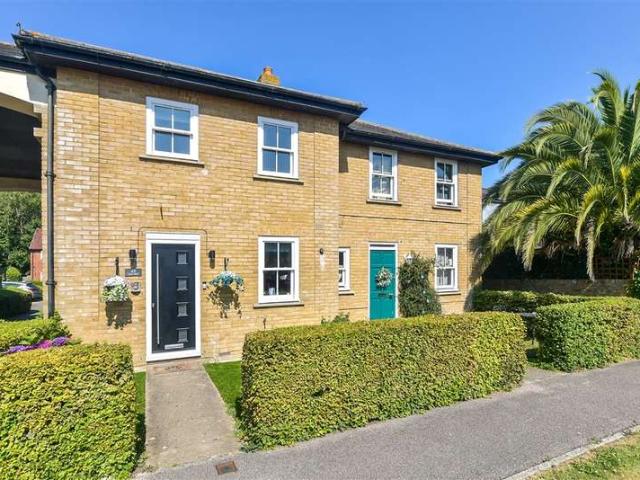 Farm for sale in Herne and Broomfield, The Bridge
