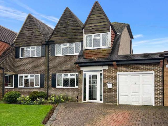 Farm for sale in London Borough of Croydon, Greater London