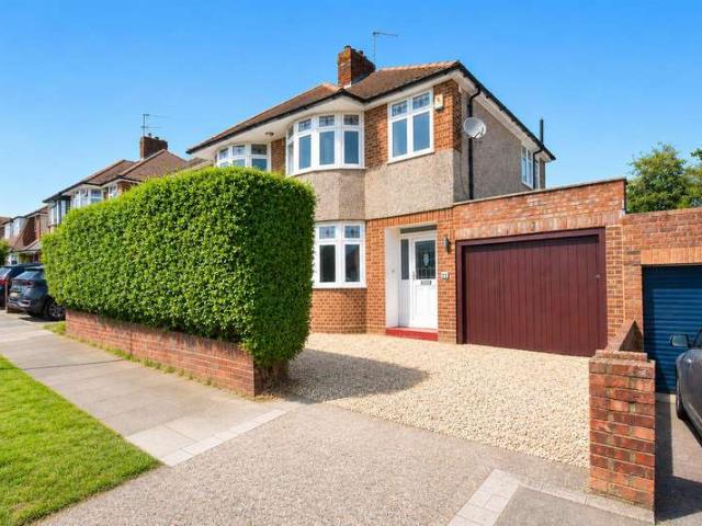 Farm for sale in North Town, Aldershot