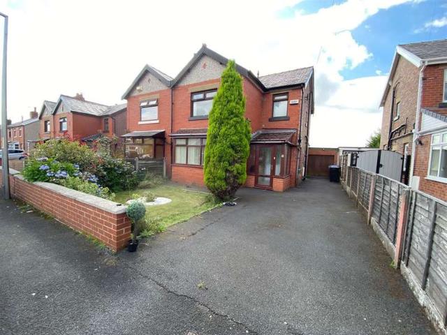 Farm for sale in Andertons Mill, Lancashire
