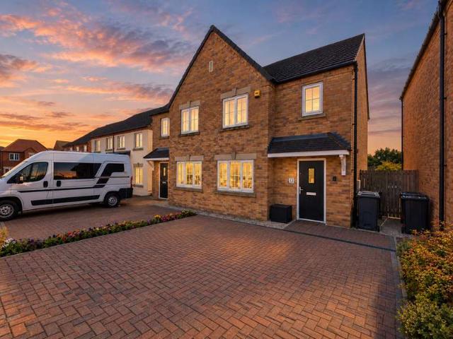 Farm for sale in Cudworth, South Yorkshire