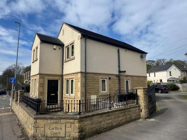 Farm for sale in Swincliffe, Birkenshaw