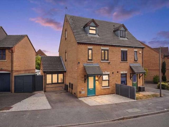 Farm for sale in Monkston Park, Milton Keynes