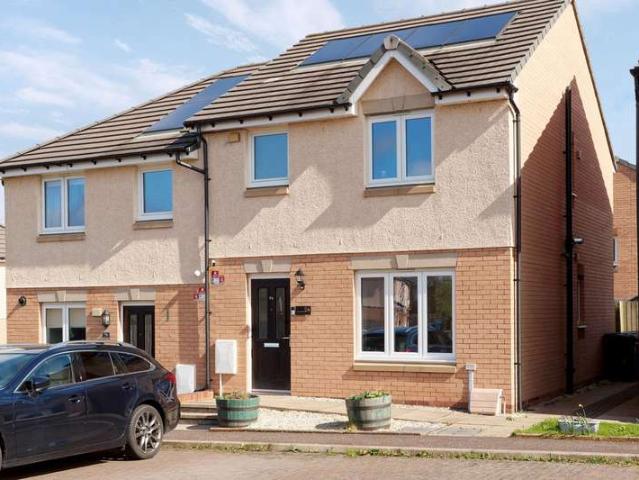 Farm for sale in Uddingston, Scotland