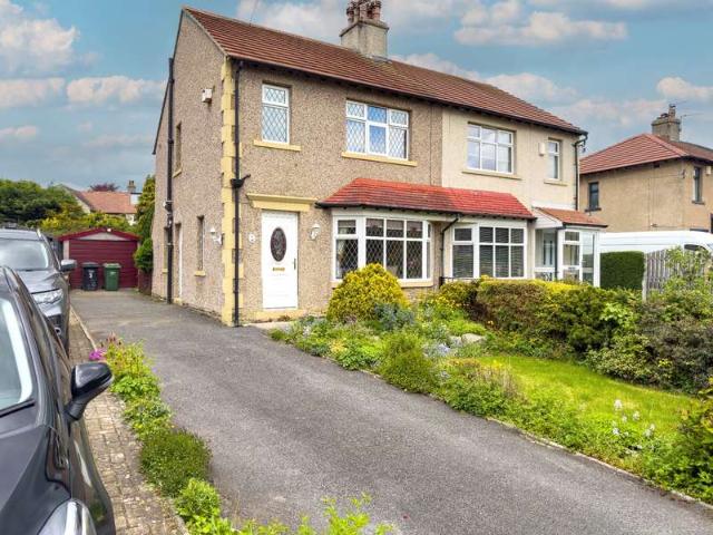 Farm for sale in Bailiff Bridge, West Yorkshire