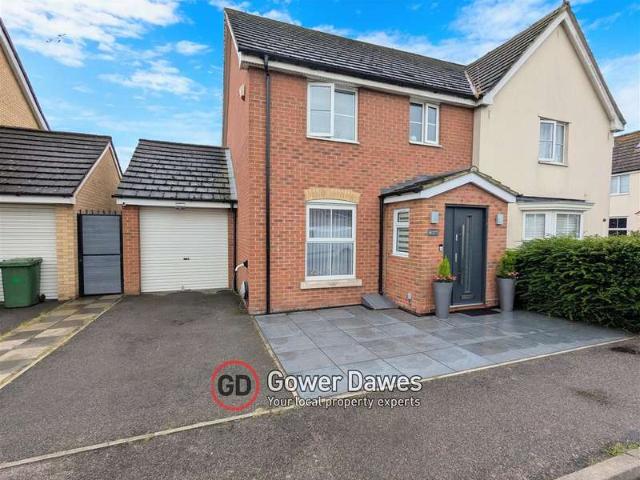 Farm for sale in Chadwell St Mary, Essex