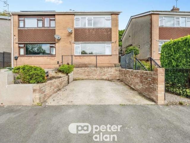 Farm for sale in Lower New Inn, Pontypool