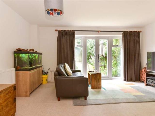 Farm for sale in Oad Street, Kent