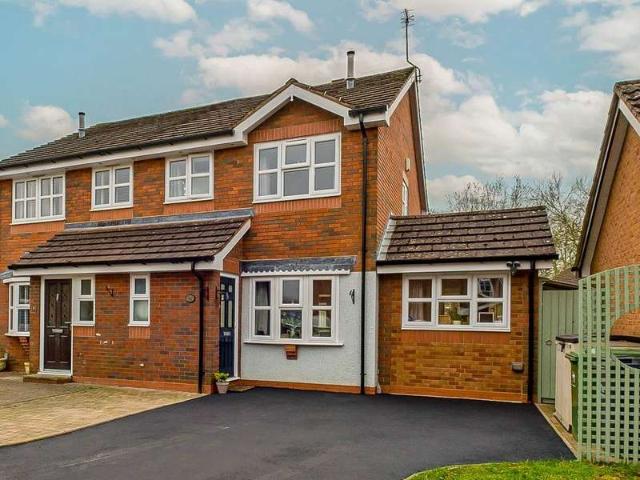 Farm for sale in Powick, Colletts Green