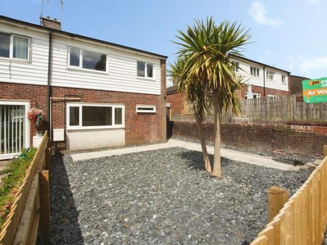 Farm for sale in Nantgarw, Wales