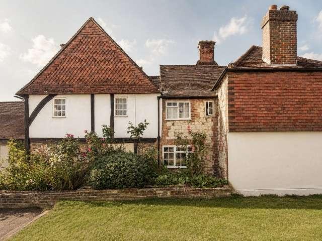Farm for sale in Red Hill, Surrey