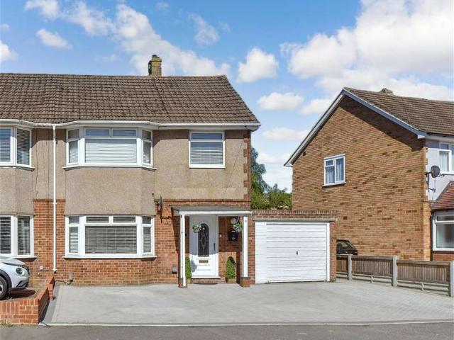 Farm for sale in Bybrook, Bridgefield